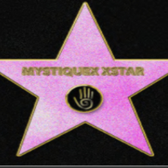 Meet your Posher, Arely - Picture 1 of 1